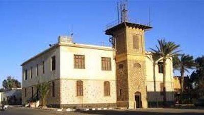 معهد البحوث الفلكية يفتح أبوابه لرصد كسوف الشمس