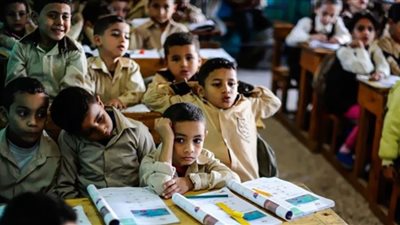 إرتفاع نسب الغياب بالمدارس تزامناً مع كسوف الشمس