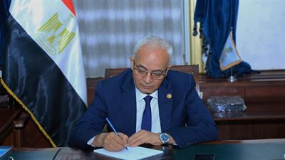 إشادات بعقد حوار مجتمعي حول تقنين سناتر الدروس الخصوصية