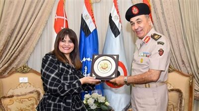 أكاديمية ناصر تستضيف وزيرة الدولة للهجرة وشؤون المصريين بالخارج