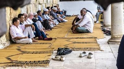 مدى مشروعية الذكر الجماعي والمديح والابتهالات