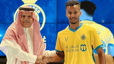 كواليس انتقال عبدالرحمن غريب للنصر السعودي