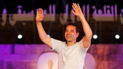 مدحت صالح يصعد مسرح القلعة على أنغام 
