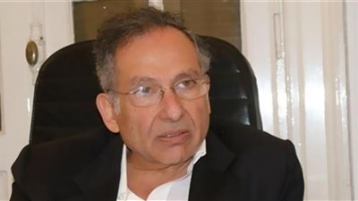 إعادة محاكمة ممدوح حمزة بتهمة التحريض على الدولة غدا