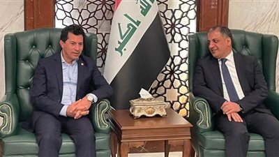 وزير الرياضة يصل العراق لحضور افتتاح كأس 