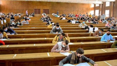 جامعة عين شمس تتصدى لعمليات الغش بكاميرات المراقبة