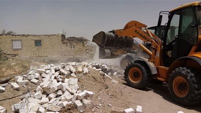 إحباط محاولة بناء بدون ترخيص بنطاق مدينة الإسماعيلية