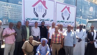 محافظ أسوان يتابع توزيع 18 طن لحوم على 9 آلاف أسرة من المستحقين