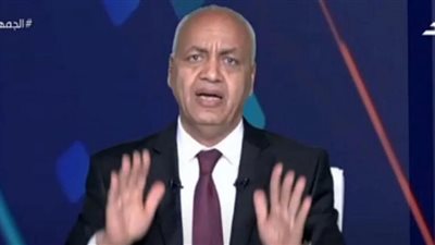 بكري يستنكر طوابير المقبلين على الزواج أمام المأذون.. اصبروا يا عالم شوية