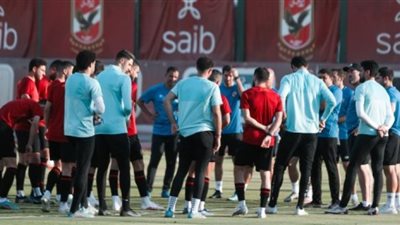 الأهلي يخوض اليوم مرانه الأول في الإمارات على ملعب العين