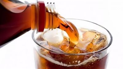 المشروبات الغازية ترفع خطر إصابة الرجال بالصلع