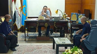 وكيل تعليم الغربية يناقش خطة ميكنة العمل الإداري