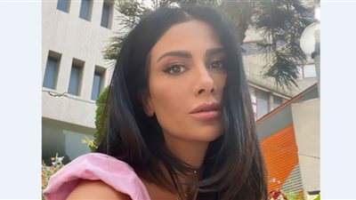 صبا مبارك تبهر جمهورها بصيحة الكورسية| صور