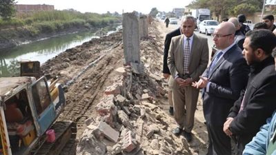 محافظ بني سويف يتفقد تطوير ورفع كفاءة المحاور المرورية بمدينة ناصر