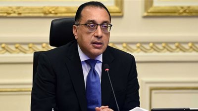 مدبولى يتابع المشروع القومى لتجميع وتصنيع البلازما