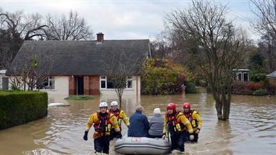 أمريكا تستعد للفيضانات.. وارتفاعها يصل إلى 30 سم