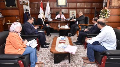وزير القوى العاملة يلتقى سفير مصر في البرتغال للتنسيق في ملفات العمل