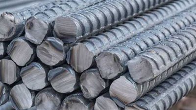 أسعار الحديد اليوم الأحد في المصانع وترقب لحركة الدولار