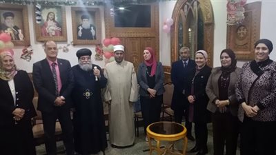 وكيل تعليم الإسماعيلية يقدم التهنئة لقيادات الكنسية بمناسبة عيد الميلاد المجيد