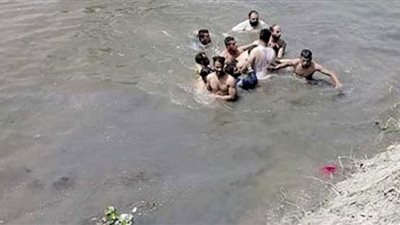 انتشال جثة مدرس لقي مصرعه غرقا في القناطر الخيرية