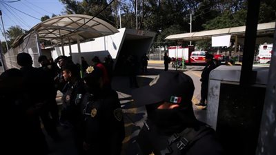 58 ضحية في حادث بمترو مكسيكو سيتي.. صور