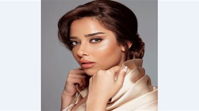 شرطة الموضة تشن الهجوم على بلقيس فتحي بعد ارتدائها فستانًا من هذه الماركة