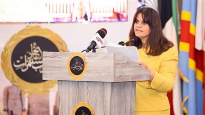 وزيرة الهجرة تنقل كلمة رئيس مجلس الوزراء في فعاليات مؤتمر اتحاد المستثمرين العرب