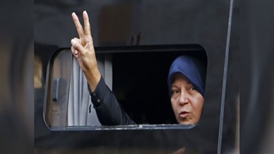 محكمة إيرانية تحبس نجلة رئيس سابق