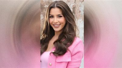 جنات مفعمة بالحيوية في أحدث إطلالة