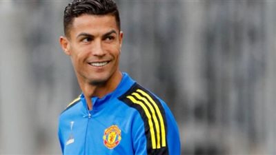نابولي الإيطالي يكشف عن موقفه من ضم رونالدو
