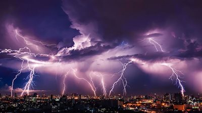 دعاء البرق والرعد.. 7 أدعية مستجابة وردت عن النبي