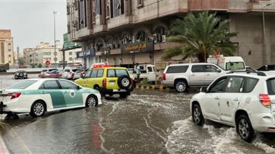 تعليق الدراسة بمدارس السعودية بسبب الطقس السيئ