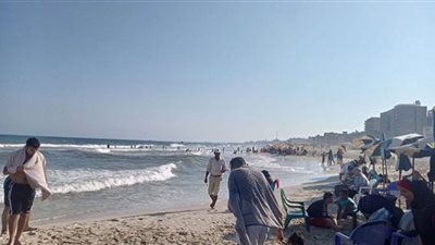 الإدارة المركزية للسياحة والمصايف تحذر من شواطئ العجمى رفع الريات الصفراء بالإسكندرية