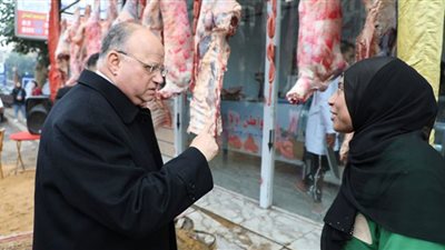 محافظ القاهرة يتفقد عدداً من منافذ بيع السلع بأسعار مخفضة بالمنطقتين الجنوبية والشمالية