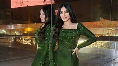 لجين عمران تطل بالدانتيل والألماس يعكس ذوقها الرفيع