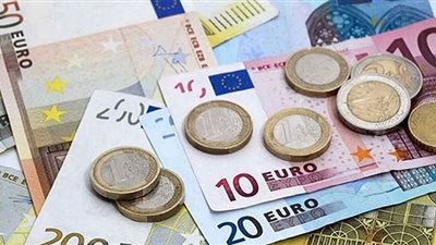 أسعار العملات الأوروبية والآسيوية مقابل الجنيه اليوم