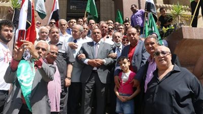 الوفد يحتفل بذكرى رحيل زعمائه ورئيس الحزب وقيادته يزورون ضريح سعد زغلول| شاهد