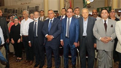 الوفد يعرض فيلما وثائقيا عن الدور الوطنى لزعماء الأمة