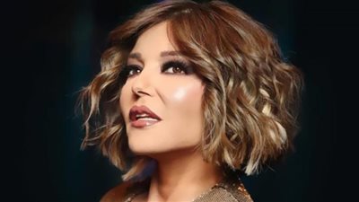 إفيه سينمائي شهير وغزل جريء في أغنية سميرة سعيد 