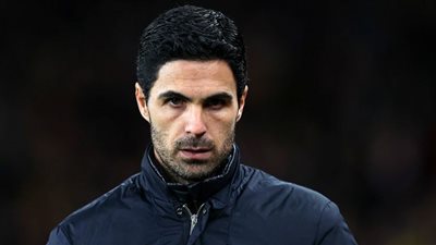 أرتيتا مستاء ويطالب لاعبيه بطي صفحة أيندهوفن