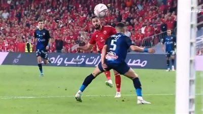 الشوط الأول.. الأهلي يتقدم على الزمالك في السوبر بهدف برونو سافيو
