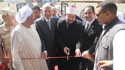 وزير الأوقاف ومحافظ الجيزة يفتتحان مسجد العتيق بالصف