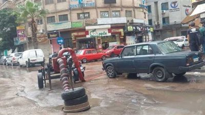 نافع: شبكة الصرف الصحي بالإسكندرية غير قادرة على استيعاب الأمطار