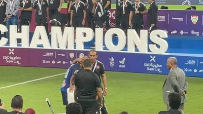 شاهد سيد عبدالحفيظ يفاجئ شيكابالا بهذا التصرف بعد السوبر