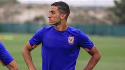 أبوعبلة يجهز لجراحة في أنف عبدالمنعم