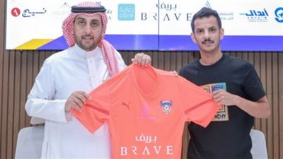 الفيحاء يُمدد عقد بندر ناصر حتى 2023 (صور)