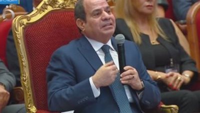 أهمية منح الرخصة الذهبية للمستثمرين (شاهد)