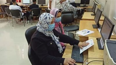 كليات ومعاهد عليا للحاصلين على 50% بالثانوية العامة