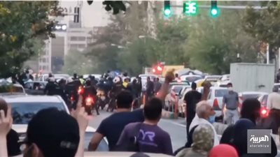 حاول الهروب وسط معدات هبوط طائرة.. إيراني يموت بطريقة بشعة