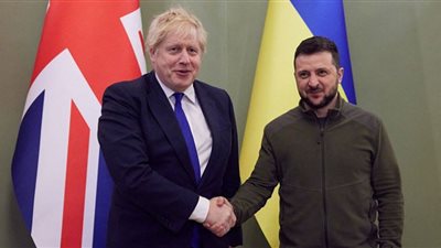 جونسون يتعهد بمساعدات عسكرية جديدة لأوكرانيا